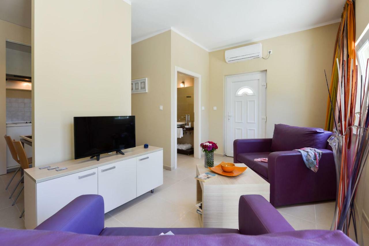 Cecilia Apartments Lun (Pag) Exterior foto